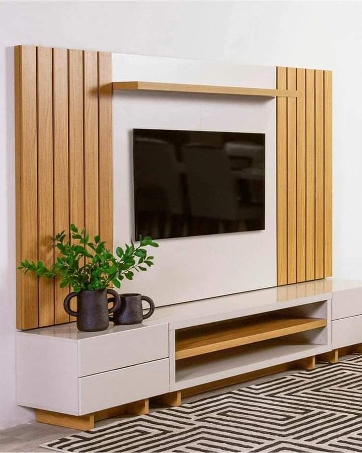 Premium TV UNIT